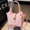 Bolsa Pequena Retrô de Alta Qualidade para Mulheres 2026 Novo Design de Nicho Bolsa de Ombro Versátil Bolsa de Mão Super Popular Bolsa Saco