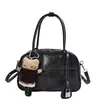 Bolsa de Bowling Casual Retrô para Mulheres, Sensação de Alto Padrão, Grande Capacidade, Para o Dia a Dia, Versátil na Moda de Outono, Bolsa de Ombro Único Transversal