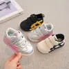 Zapatos Forrest Gump para niños, nuevos zapatos deportivos estilo coreano para niños primavera/otoño 2026, zapatillas para correr, zapatos para caminar de bebé, modernos al por mayor