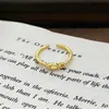Anillo Abierto Vintage Elegante de Circonita de Alta Gama en Nicho con Estilo Cortesano, Adecuado para Fiestas Nocturnas, Lujo Ligero, Anillo Versátil