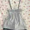 Nova Moda de Verão Tendência Sexy Menina Quente Peça de Roupa Exterior Design Top Regata Listrado Preto e Branco com Decote Halter