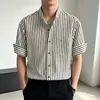 Camisa de Rayas con Cuello Alto para Hombre, Camisa Sencilla y Casual de Manga Corta, Nueva Camisa Retro de Verano, Top de Media Manga