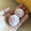 Bola de pelo pequeña de 4 cm de color para suministro puntual, bola de peluche de imitación de conejo Rex, gorro navideño de bricolaje, bola de pelo artificial.