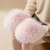 Zapatillas de Algodón Grueso y Cálido de Moda Transfronterizas 2026 Otoño/Invierno Nuevos Zapatos de Piel Cerrados Antideslizantes de Suela Suave para el Hogar