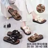 Combine-os com as Deslumbrantes Sandálias Rasteirinhas de Praia de Luxo 2026, Novas Chinelos Estilo Francês com Strass de Solado Grosso