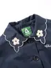 Tong Bei Roupas Infantis 2026 Outono Novo Estilo Jaqueta Infantil Bordado Doce Solta Estilo Coreano Casual Cardigã Top Versátil