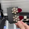 Feliz Navidad, Atmósfera Invernal, Collar de Copo de Nieve, Cadena para Clavícula de Lujo Ligero, Colección de Accesorios Exquisitos con Temática Navideña
