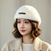 Gorra de Invierno/Otoño 2026 Nueva, con Etiqueta de Cuero, Visera de Punto de Lana, Adelgazante, Moderna, Cálida y Elegante