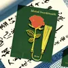 Marcador de Página Metálico de Flor Ins Literário Marcador Vazado de Alto Valor Para Alunos do Ensino Fundamental e Médio Decoração Clipe de Página de Leitura Material de Papelaria