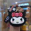 Bolsa de monedas popular de Capibara Llavero Cabeza de silicona Bolsa de almacenamiento para auriculares Bolso colgante Accesorios Regalos pequeños Al por mayor