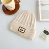 Gorro de Punto Grueso Estilo Coreano Cara Sonriente Sencilla para Mujer con Terciopelo Extra Grueso Gorro de Lana con Letras para Hombres y Mujeres Venta al por Mayor