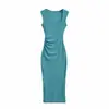 Vestido tailandés para vacaciones de verano, favorecedor y que ilumina, con escote cuadrado, tirantes anchos, diseño acanalado, corte ajustado, vestido midi tipo tank top sexy bodycon