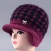 Nuevo gorro cálido de otoño e invierno para mujeres de mediana edad y ancianos, con protección para las orejas y forro de polar, perfecto para la abuela y el abuelo