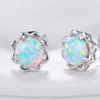 Brincos de flor para mulheres, brincos de alta qualidade com incrustação de opala sintética, luxo simples e leve, brincos versáteis de nicho atacado