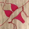 Biquíni sexy de duas peças para mulheres, estilo europeu e americano, com amarração no pescoço, conjunto de três peças multicolorido ajustável