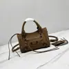 2025 Nueva Bolso Cruzado con Remaches Bolso de Hombro Bolso de Motocicleta Bolso Transfronterizo para Mujer Bolso de Gran Capacidad