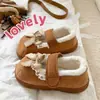 Pantuflas de algodón para mujer, nuevo modelo invierno 2025, para uso en interiores en casa, de suela gruesa, antideslizantes, de talón cerrado, zapatos de algodón cálidos y afelpados para mujer