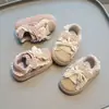 Nuevas zapatillas de moda de otoño para bebés, zapatillas deportivas estilo coreano para niños pequeños, zapatos para niños con cordones, zapatos para caminar para niños pequeños