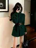 Vestido de Punto de Cuello Alto para Mujer Petite 2026 Otoño/Invierno Caqui Engrosado Elegante de Punto de Cuello Alto Vestido Corto de Línea A