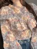Camisa de manga larga con retazos florales dulces y volantes, estilo francés de moda de Hong Kong, para mujer, top informal de punto para el trabajo, moda de primavera