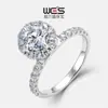 Stock Listo Anillo Seiko Redondo Incrustado de Moissanita Plata de Ley S925 Moderno Engaste Pequeño de Cuatro Garras Anillo para Mujer
