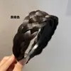 Peruca de Aba Larga com Faixa de Cabelo Trançada, Faixa de Cabelo Feminina, Presilha de Cabelo, Acessório de Cabelo, Penteado Espinha de Peixe para Cobrir Cabelos Grisalhos e Reduzir a Aparência de Idade