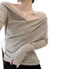 Camiseta Básica Elegante con Escote Asimétrico para Mujer, Otoño e Invierno, Forrada de Polar, Engrosada, Tejido Cepillado, Manga Larga, Corte Ajustado, Top Irregular