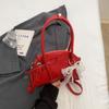 Bolsos Pequeños Populares para Mujeres de Este Año 2025 Nuevo Verano Bolso Cruzado Simple y Elegante Bolso de Boliche Portátil de Alto Valor