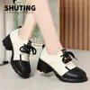 Mocasines para Mujer Zapatos de Primavera y Otoño para Mujer Zapatos Pequeños de Cuero Estilo Británico Moda con Suela Gruesa Versátiles Suela Suave Zapatos de Una Sola Capa Zapatos Casuales para Mujer