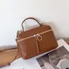Bolsa Pequena de Couro Genuíno Mais Vendida no Comércio Exterior, Bolsa Caixa da Moda Tendência, Novo Modelo 2026, Bolsa Transversal Feminina de Couro Bovino Curtido Vegetal com Cristais