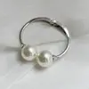 1 Pulsera Abierta de Moda y Sencilla con Dos Perlas Grandes