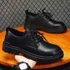 Zapatos Negros de Cuero para Hombre, Zapatos Formales de Negocios Casuales para Primavera y Verano, Zapatos de Trabajo para Hombres Jóvenes, Estilo Británico, Nuevos Modelos para Viajar al Trabajo