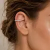 Moda Europea y Americana Personalidad Clips para Orejas de Zirconia con Diamantes Completos para Mujer, Fila Simple de Diamantes, Pendientes de Diseño Nicho, Acero Inoxidable Oro de 18K