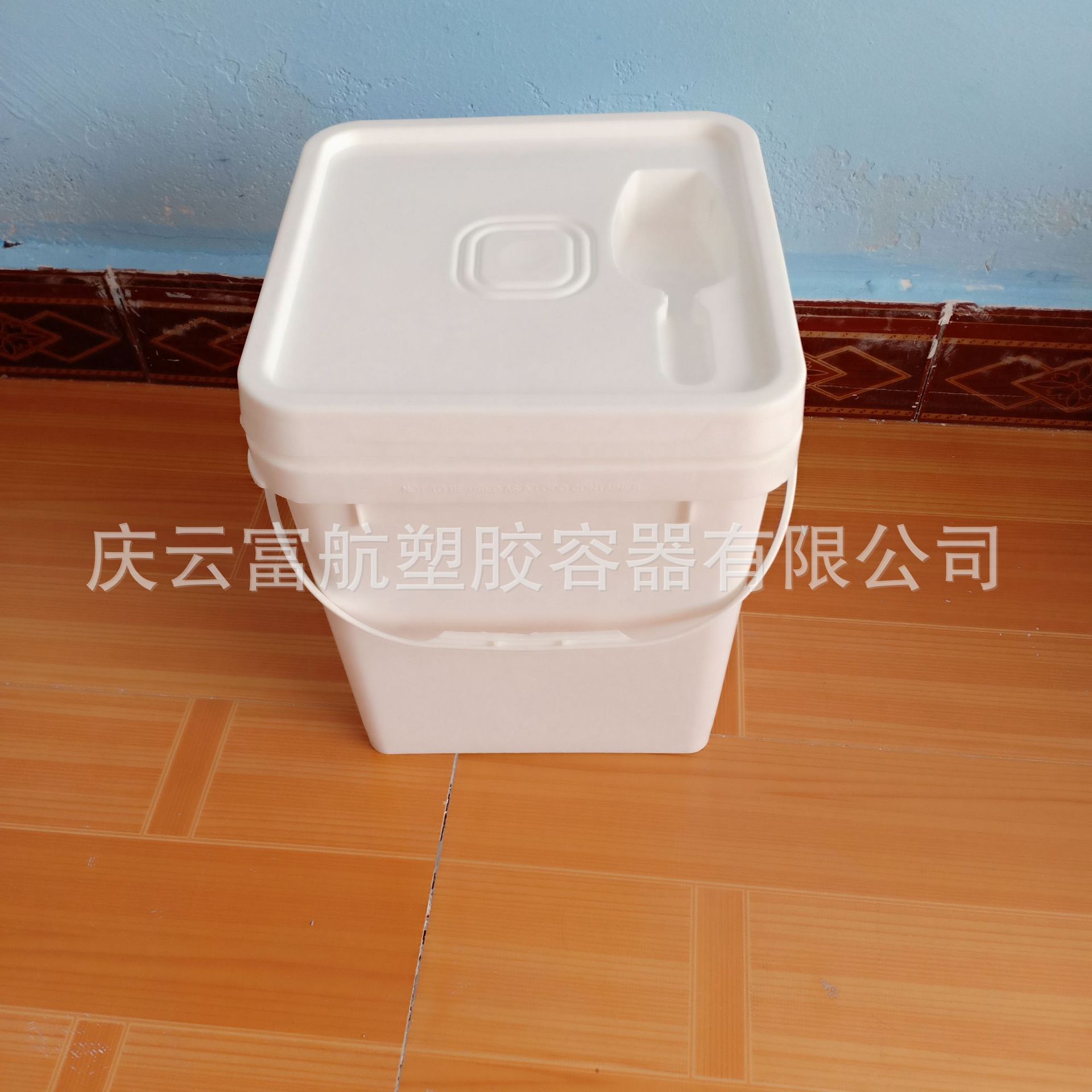 10L.jpg