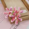 Kit de Materiales para Corona de Accesorios para el Cabello DIY de 3 Manojos Mini Flores de Lirio Estilo Película de Simulación Kit de Materiales Decoración para Fotografía en Casa
