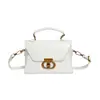 Bolso Pequeño Cuadrado Retro para Mujer 2026 Nuevo Estilo Bolso de Hombro Rígido de Cuero Hebilla de Metal con Cierre Bolso Cruzado para Commuter