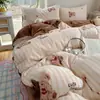 Juego de cuatro piezas de terciopelo de leche con dibujos animados, engrosado para otoño e invierno, cálido y lindo, forro polar para bebé, franela, cama individual o doble, juego de tres piezas