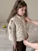 Chaleco de otoño e invierno para niña, colección 2026, con estampado floral, diseño sin mangas, perfecto para preescolar y hecho con cálida tela de algodón.