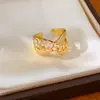 Anel aberto de cruz de camada dupla com zircônia incrustada, banhado a ouro real 18k, toque de nicho de alta qualidade, joia requintada de luxo leve