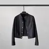 Nueva Chaqueta de Cuero Corta Ajustada para Mujer Otoño 2026, Moderna Versátil Cuello Alto de una Sola Fila Abrigo Ajustado de Motocicleta