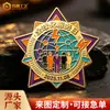 Personalização de emblemas metálicos globalizados transfronteiriços, medalha colorida em liga de zinco, broche de crachá criativo personalizado com revestimento de esmalte