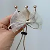 Corona de Banda para el Cabello de Bebé de Cien Días Accesorios para Vestido Infantil Flor Dorada Borgoña Pinza para el Cabello de Bebé Foto