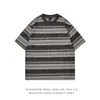 Camiseta Pesada Tie-Dye Listrada Amarela para Homens, Retro Americano Gola Pequena Manga Curta Oversize Marca Tendência Manga Três Quartos