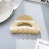 Pinza para el Cabello de Media Luna Hueca Estilo Coreano para Mujer, Pinza de Tiburón Degradado con Letra Dorada de Acetato Imitación, Pasador de Moda Retro