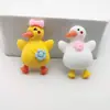 Nuevos lindos súper lindos accesorios de joyería de resina de pato carcasa de teléfono móvil accesorios para el cabello Taza accesorios diy material