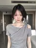 Camiseta de Manga Curta Estilo Coreano para Mulheres, Tendência Quente de Verão, Design Rejuvenescedor, Única e Chamativa, Super Bonita, Caimento Perfeito, Cropped