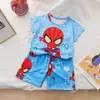 Pijama Feminino Verão Roupa de Bebê 2025 Novo Estilo Ocidental Crianças Grandes Verão Popular na Internet Manga Curta Shorts Conjunto de Duas Peças