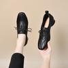 Zapatos retro de piel de vaca de primera capa con cordones para uso diario, primavera 2025, nuevos zapatos de mujer de una sola capa con boca profunda, mocasines bajos y planos.