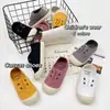 Tênis de Lona Infantil, Sapatos Brancos para Meninos, Estilo Verão, para Bebê Menina, Jardim de Infância, Casual, Sola Macia, Sapatos de Tecido para Crianças, Sapatos de Pano de Uma Perna