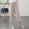Calça de verão fina cropped feminina plus size, calça pantalona afunilada para meninas plus size, calça casual branca de algodão e linho de cintura alta e perna larga